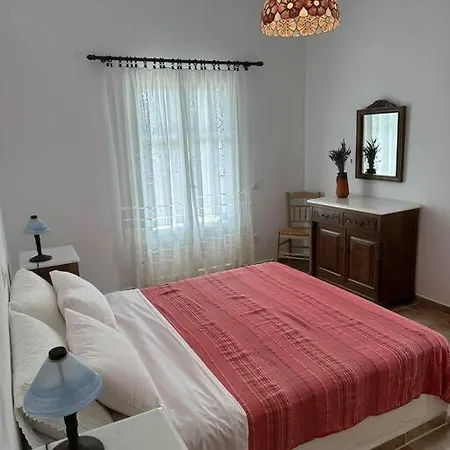 Serene, Spacious Paros Getaway Σπίτι διακοπών